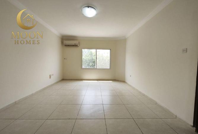 60779303 - Property Main Image