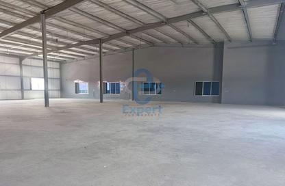 Warehouse - Studio - 2 Bathrooms for sale in Industrial Area 4 - Industrial Area - Industrial Area - Doha