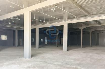 Warehouse - Studio - 2 Bathrooms for sale in Industrial Area 4 - Industrial Area - Industrial Area - Doha