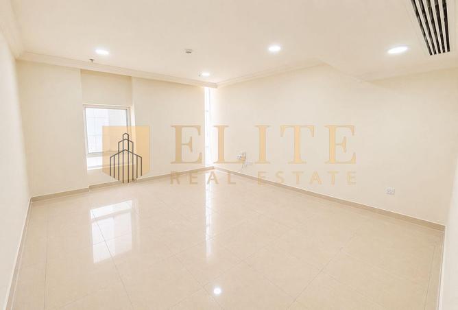 54298876 - صورة العقار 2