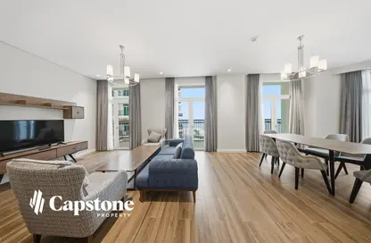 Apartment - 2 Bedrooms - 4 Bathrooms for rent in The Garden - Floresta Gardens - The Pearl Island - Doha Apartment - 2 Bedrooms - 4 Bathrooms for rent in The Garden - Floresta Gardens - The Pearl Island - Doha