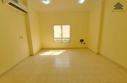 Apartment - 2 Bedrooms - 2 Bathrooms for rent in Muntazah 13 - Al Muntazah - Doha