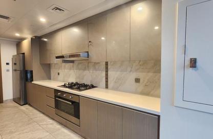 Apartment - 2 Bedrooms - 4 Bathrooms for rent in Marina Tower 02 - Marina District - Lusail