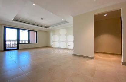 Apartment - 2 - 2 for rent in Tower 31 - Porto Arabia - The Pearl Island - Doha