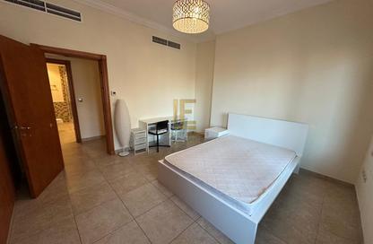 Apartment - 2 Bedrooms - 3 Bathrooms for rent in West Porto Drive - Porto Arabia - The Pearl Island - Doha