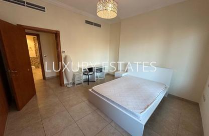 Apartment - 2 Bedrooms - 3 Bathrooms for rent in West Porto Drive - Porto Arabia - The Pearl Island - Doha Apartment - 2 Bedrooms - 3 Bathrooms for rent in West Porto Drive - Porto Arabia - The Pearl Island - Doha
