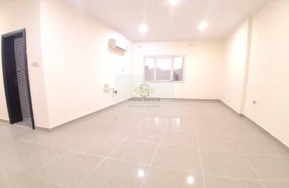 Apartment - 3 Bedrooms - 3 Bathrooms for rent in Muntazah 7 - Al Muntazah - Doha