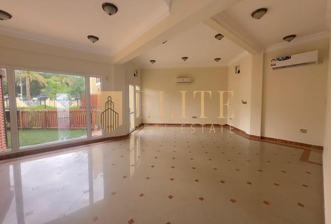 53052928 - Property Image 3