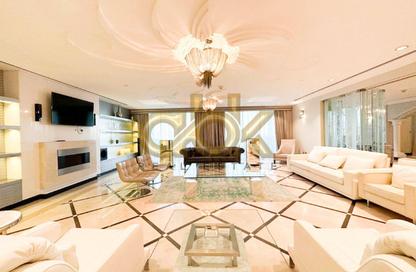 Penthouse - 7 Bedrooms - 7+ Bathrooms for rent in Viva West - Viva Bahriyah - The Pearl Island - Doha