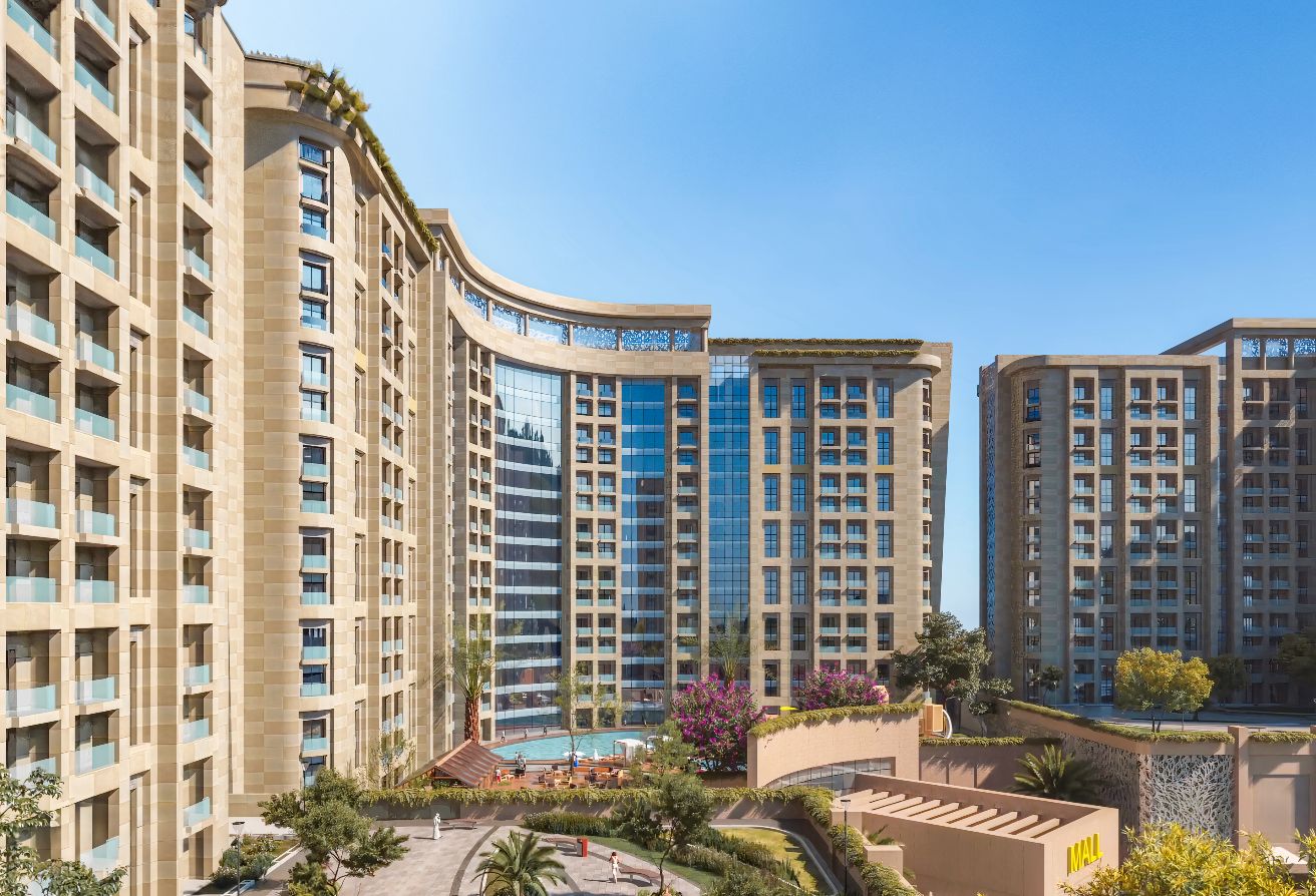 HOTEL APARTMENTS| MALL BENEATH |3BR SPACIOUS ROOMS thumbnail 3