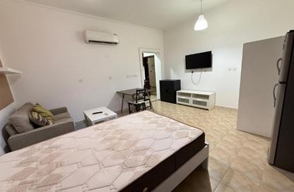 Apartment - Studio - 1 Bathroom for rent in Al Hanaa Street - Al Gharrafa - Doha