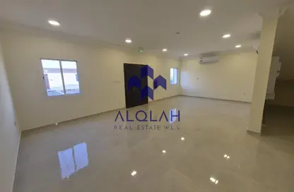 Villa - 6 Bedrooms - 6 Bathrooms for rent in Al Kheesa - Al Kheesa - Umm Salal Mohammed