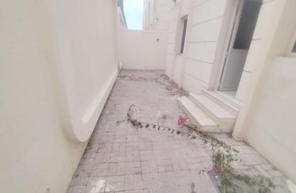Villa - 5 Bedrooms - 6 Bathrooms for rent in Maamoura Villas - Al Maamoura - Doha