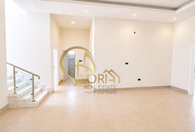 60002302 - Property Main Image