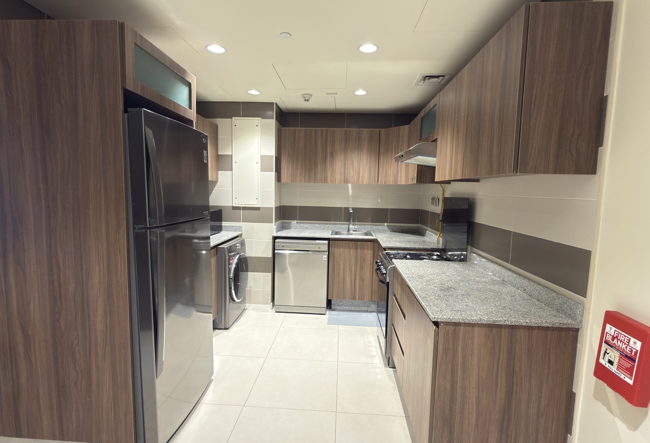 Finest Furnished 1Bhk+Balcony Marina,Lusail thumbnail 7
