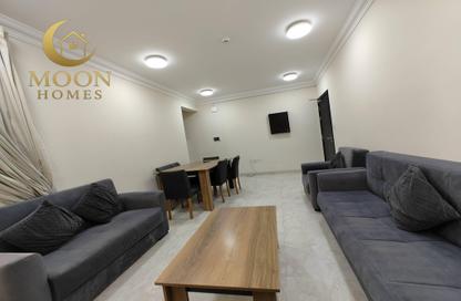Apartment - 2 Bedrooms - 2 Bathrooms for rent in Al Duhail - Al Duhail - Doha