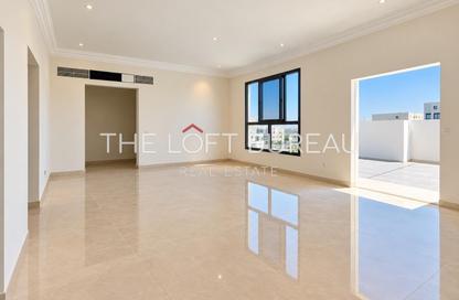 Villa - 7 - 7+ for sale in Huzoom Villas - Lusail City - Lusail
