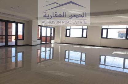 Penthouse - 5 Bedrooms - 5 Bathrooms for rent in West Porto Drive - Porto Arabia - The Pearl Island - Doha Penthouse - 5 Bedrooms - 5 Bathrooms for rent in West Porto Drive - Porto Arabia - The Pearl Island - Doha
