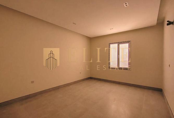 51238028 - Property Image 3