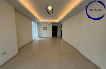 Apartment - 2 Bedrooms - 3 Bathrooms for rent in Viva West - Viva Bahriyah - The Pearl Island - Doha