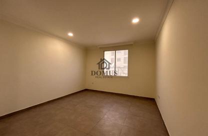 Apartment - 3 Bedrooms - 2 Bathrooms for rent in Thabit Bin Zaid Street - Al Mansoura - Doha Apartment - 3 Bedrooms - 2 Bathrooms for rent in Thabit Bin Zaid Street - Al Mansoura - Doha