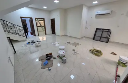 Compound - 5 Bedrooms - 4 Bathrooms for rent in Al Markhiya Street - Al Markhiya - Doha