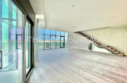 Townhouse - 4 Bedrooms - 5 Bathrooms for sale in Seef Lusail Tower 1 - Seef Lusail - Lusail City - Lusail