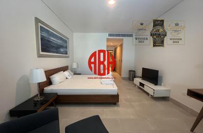 Apartment - 1 Bedroom - 2 Bathrooms for rent in Viva West - Viva Bahriyah - The Pearl Island - Doha