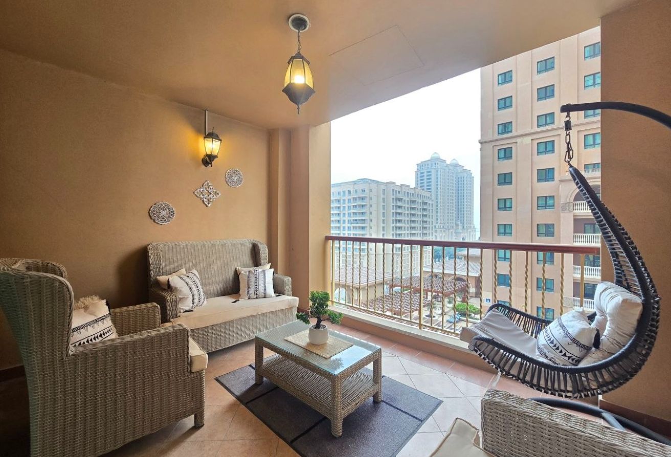 FF Luxury Studio | W/ Balcony | Porto Arabia