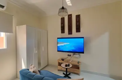 Apartment - 1 Bathroom for rent in Legtaifiya Lagoon - West Bay - Doha