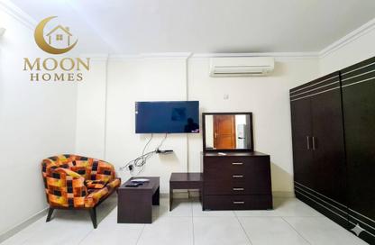 Apartment - Studio - 1 Bathroom for rent in Umm Ghwailina Comm - Umm Ghuwalina - Umm Ghuwailina - Doha Apartment - Studio - 1 Bathroom for rent in Umm Ghwailina Comm - Umm Ghuwalina - Umm Ghuwailina - Doha