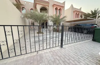 Villa - 5 Bedrooms - 5 Bathrooms for rent in Al Duhail South - Al Duhail - Doha