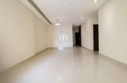 Apartment - 2 Bedrooms - 2 Bathrooms for rent in Lusail Marina Heights - Marina District - Lusail