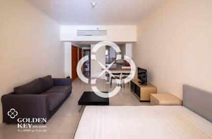 Apartment - Studio - 1 Bathroom for rent in Viva East - Viva Bahriyah - The Pearl Island - Doha