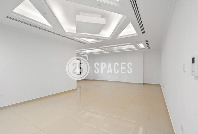 1005667 - Property Image 2