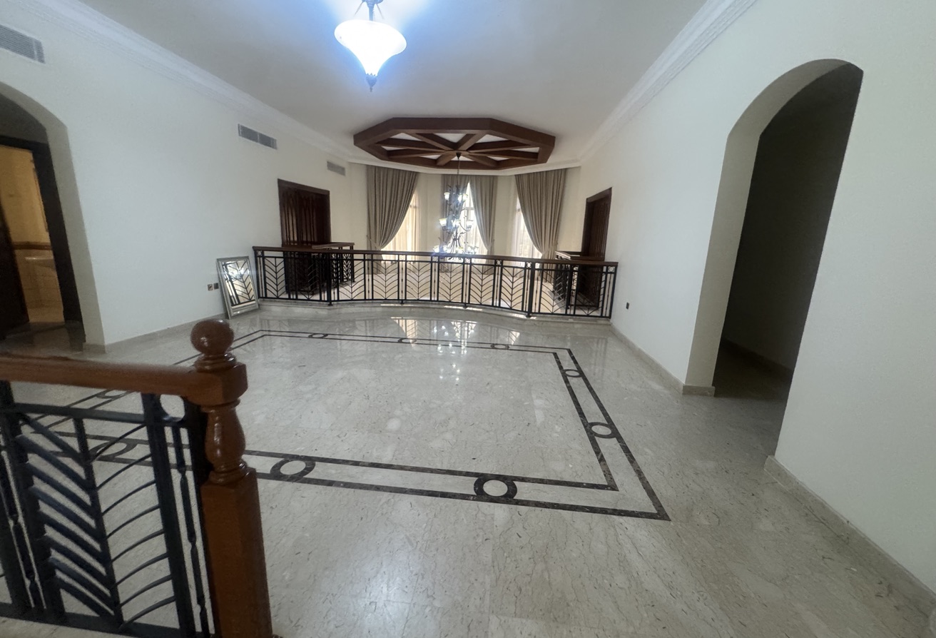 LAGOONA Semi Furnished 5 Bedroom Villa with Maid thumbnail 27