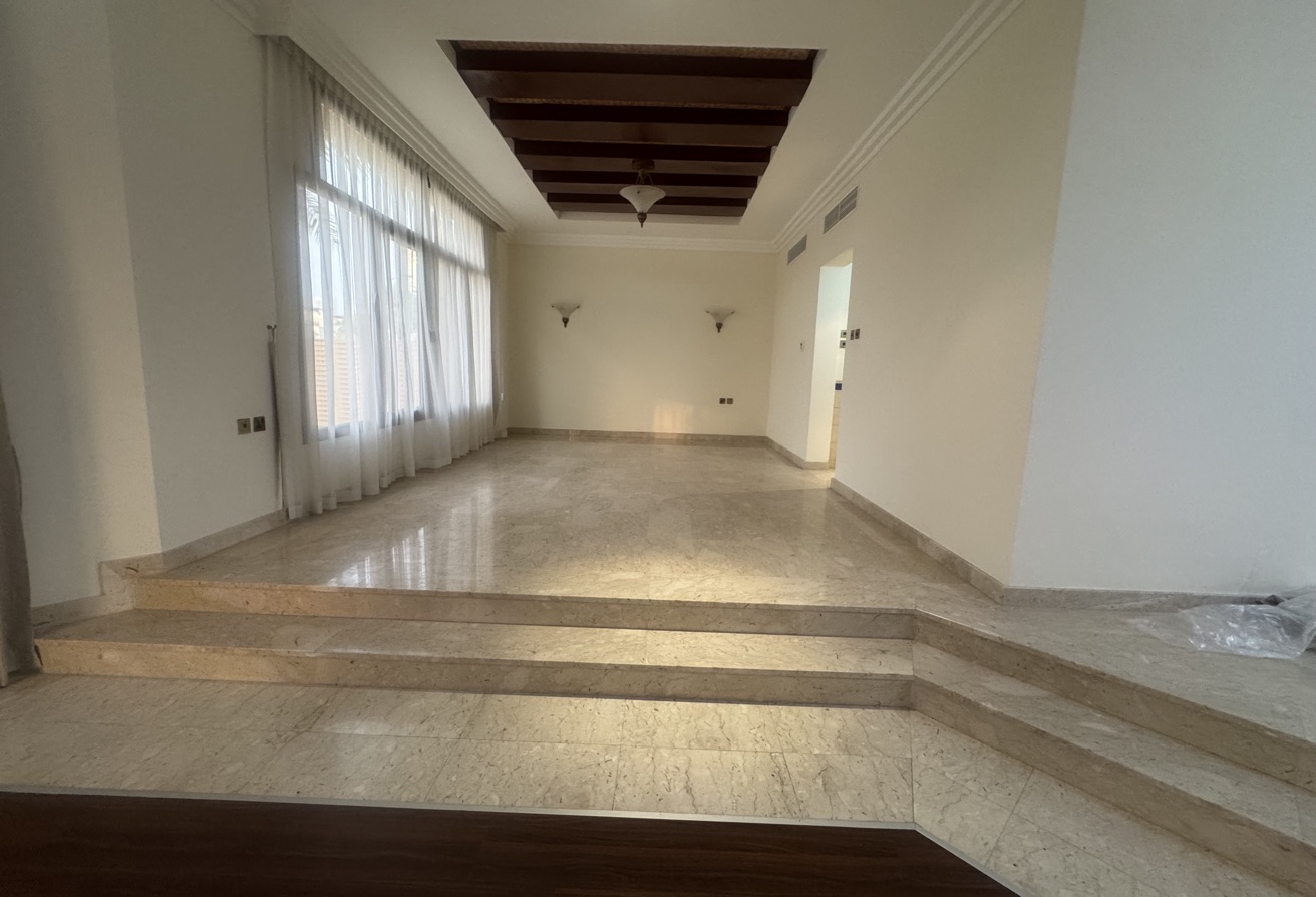 LAGOONA Semi Furnished 5 Bedroom Villa with Maid thumbnail 24
