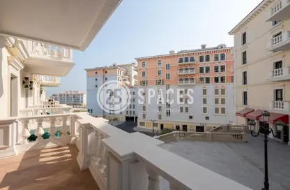 Apartment - 3 Bedrooms - 4 Bathrooms for sale in Mercato - Qanat Quartier - The Pearl Island - Doha