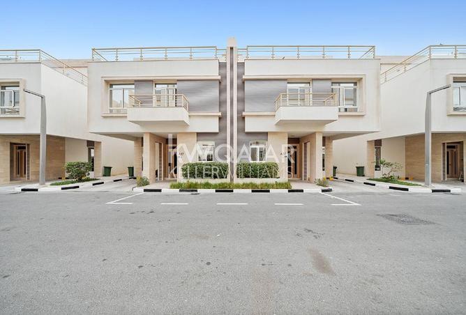 989365 - صورة العقار 2