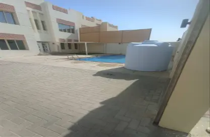 فيلا - 4 غرف نوم - 6 حمامات للايجار في شارع الوعب - الوعب - الدوحة