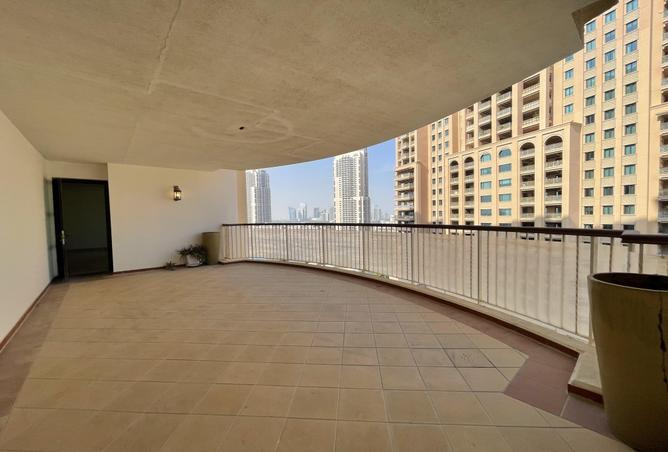 1007673 - Property Image 2