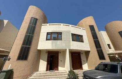 Compound - 6 Bedrooms - 6 Bathrooms for rent in Al Kheesa - Al Kheesa - Umm Salal Mohammed