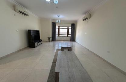Compound - 6 Bedrooms - 6 Bathrooms for rent in Al Kheesa - Al Kheesa - Umm Salal Mohammed