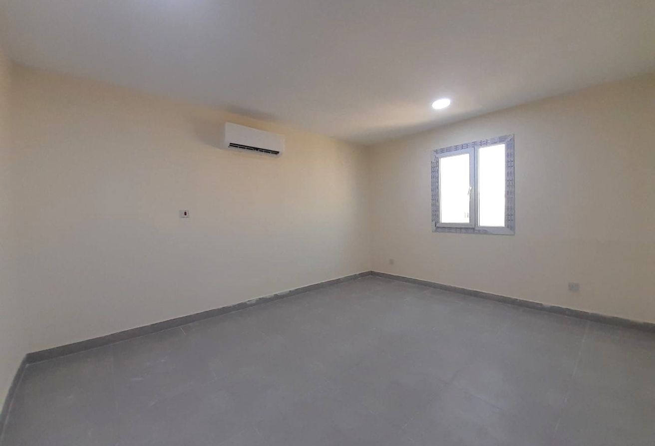 WONDERFUL 2 BEDROOMS PENTHOUSE | KHARAMAA INCLUDED - apartment in Old Airport Residential Apartments