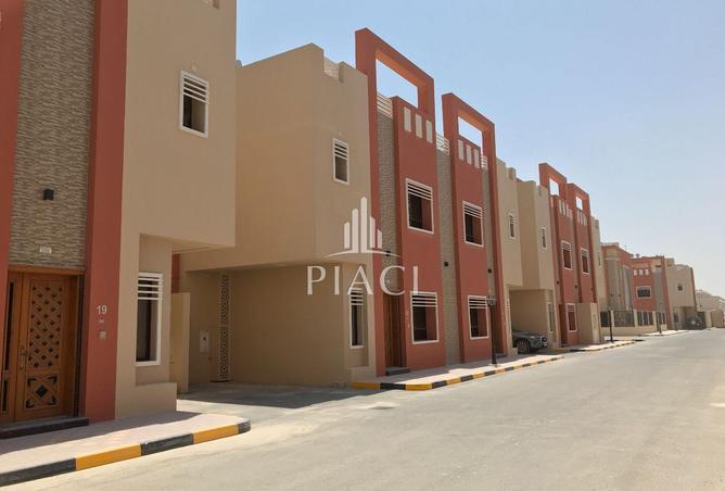 57833094 - Property Main Image