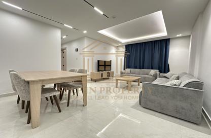 Apartment - 2 Bedrooms - 3 Bathrooms for rent in Ramada Commercial Building - Al Rawabi Street - Al Muntazah - Doha