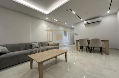 Apartment - 2 Bedrooms - 3 Bathrooms for rent in Ramada Commercial Building - Al Rawabi Street - Al Muntazah - Doha