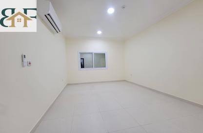 Apartment - 2 Bedrooms - 2 Bathrooms for rent in Al Nuaija Street - Al Nuaija - Doha