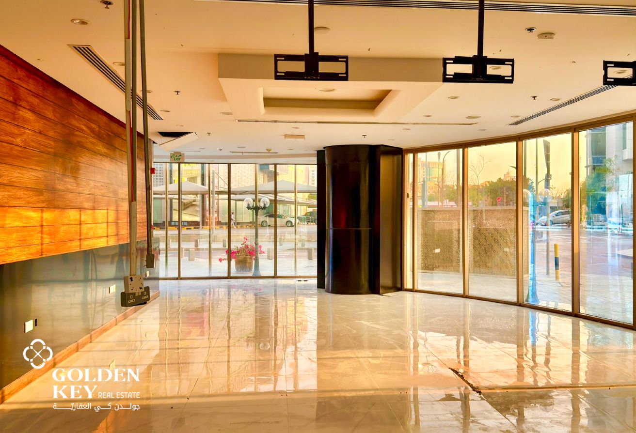Ready Restaurant Space | Near National Museum