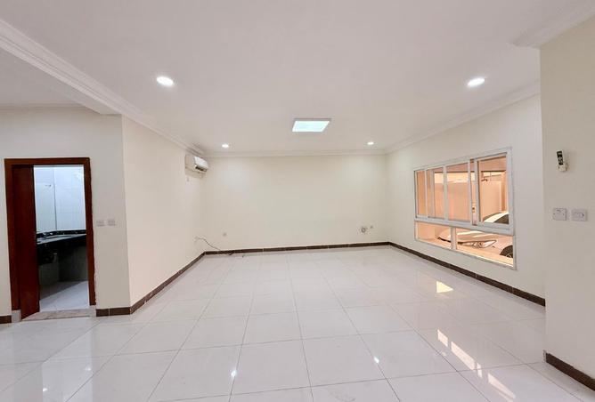 61731402 - Property Image 3